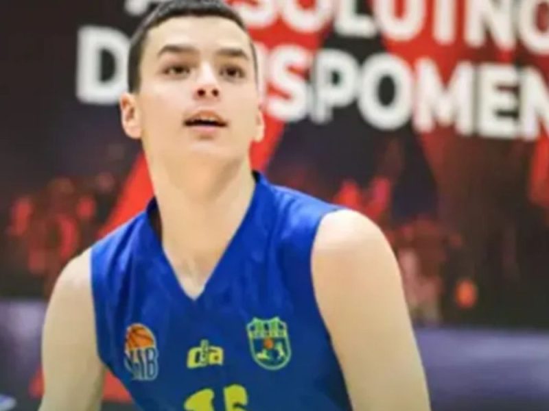 SERGEJU JE NEOPHODNA NAŠA POMOĆ: Ima samo 14 godina i boluje od leukemije, skuplja se novac za lečenje u inostranstvu!