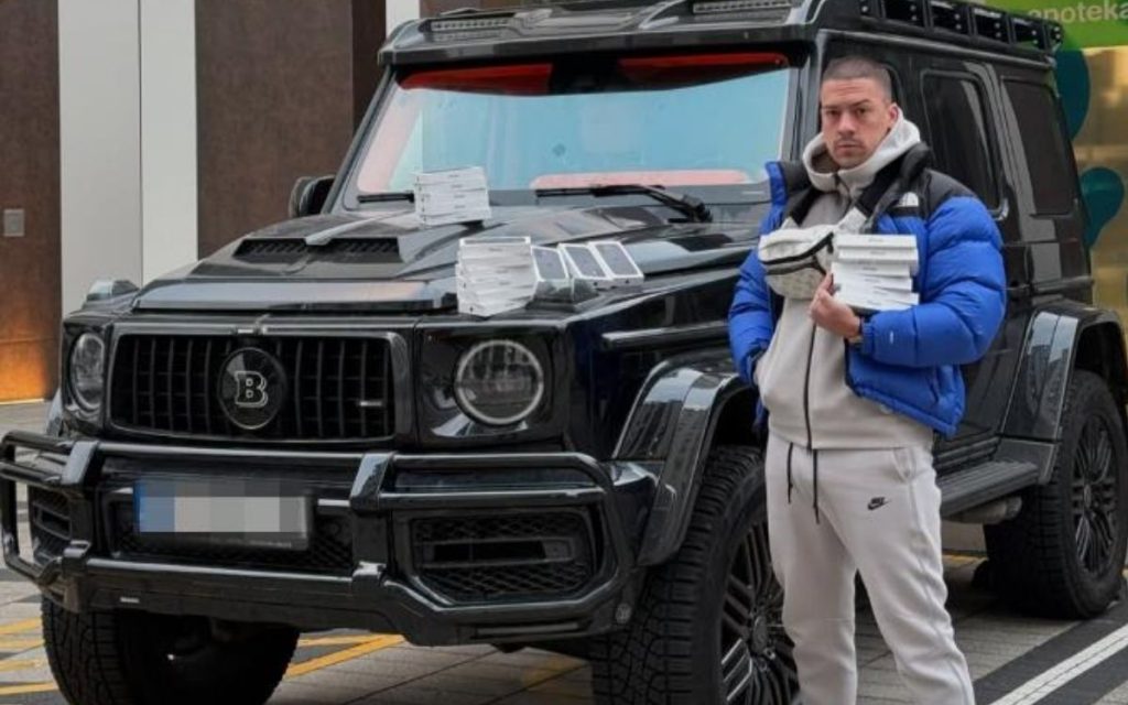 „NISAM HTEO DA PLATIM REKET“: Jutjuber Baka Prase otkrio zašto mu je zapaljen skupoceni mercedes!