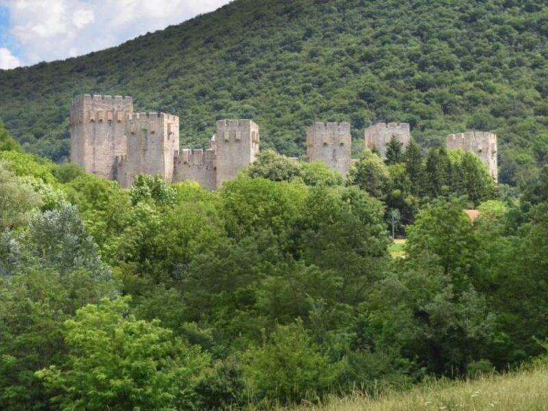 AVANTURE ZA CELU PORODICU: Ovo su najlepše destinacije u Srbiji za jednodnevni izlet pred Uskrs! (FOTO)