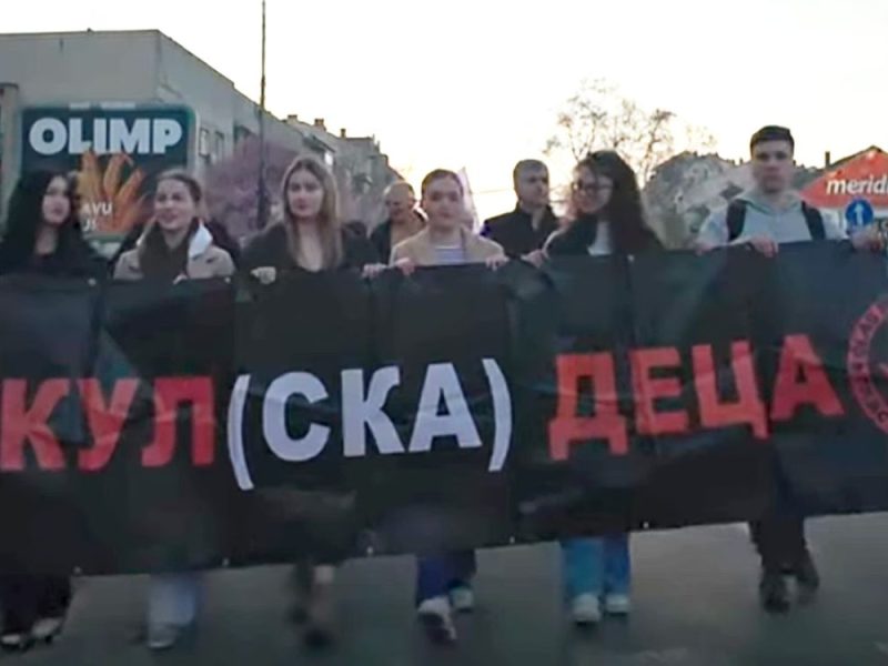 UPRKOS POLICIJSKIM ZASEDAMA I ZATVORENIM VRATIMA NOTARA: Studenti iz Kule sakupili potpise i zvanično ulaze u izbornu trku! (VIDEO)