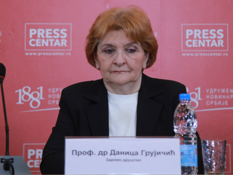 “GREBALA RUKAMA I NOGAMA DA ZADRŽI FUNKCIJU MINISTARKE”: Studenti u blokadi iskritikovali osnivanje saveza Danice Grujičić!