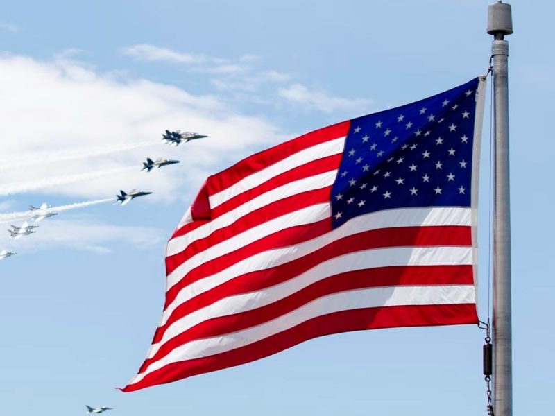 TRAMP SPREMA NAPAD, AMBASADA SAD U BEJRUTU SE PRAZNI: Prvih 50 diplomata hitno evakuisano!