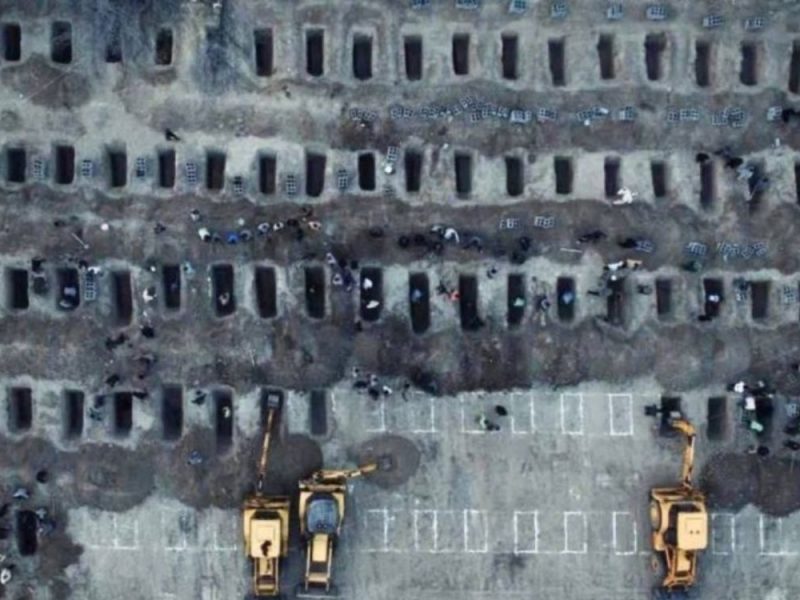 NAJTUŽNIJA SLIKA SVETA: 165 grobova za 165 devojčica – evo kako će biti sahranjene ubijene učenice škole u Iranu (VIDEO)