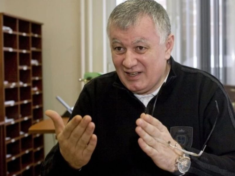 MISTERIOZNA SMRT SRPSKOG „KRALJA ŠLJUNKA“: Miša Omega pronađen mrtav u stanu na Paliluli!