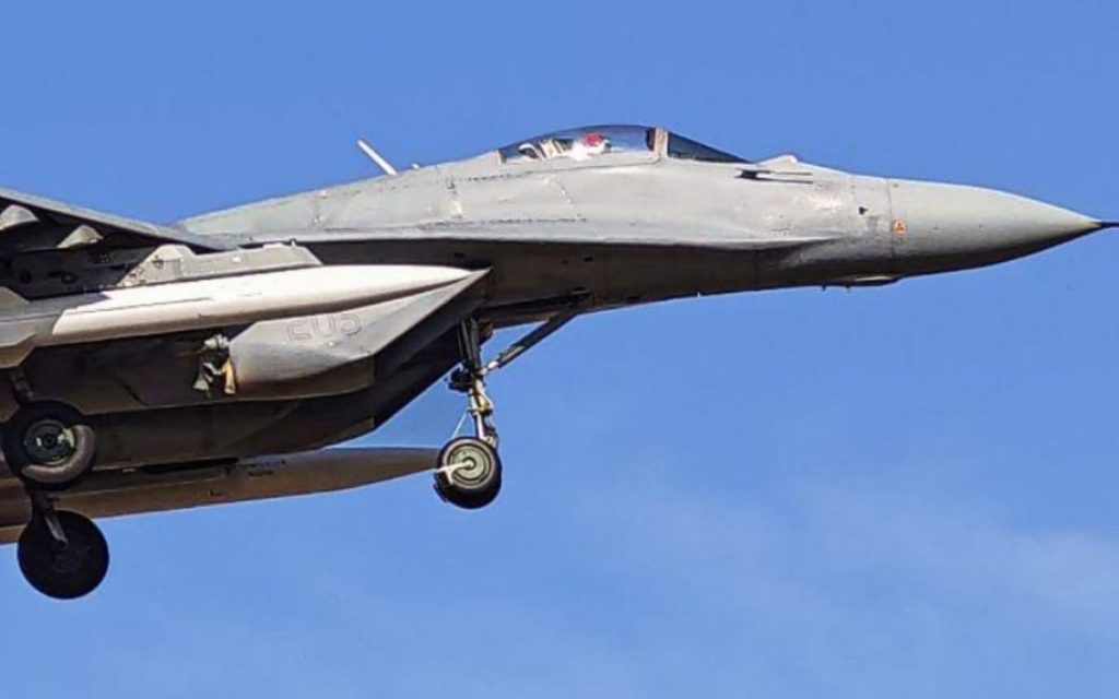 SRBIJA DOBILA MOĆNO KINESKO ORUŽJE: Balističke supersonične rakete CM-400 nazvali “zagrepčanke” zbog dometa!