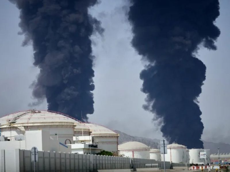 IRAN KRENUO U ODMAZDU: Raketni udari zapalili Persijski zaliv, gore ključna gasna postrojenja u Kataru! (VIDEO)