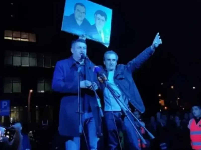 BOSANSKO TUŽILAŠTVO TRAŽI: Više od 3 godine zatvora zbog isticanja slika Karadžića i Mladića! 