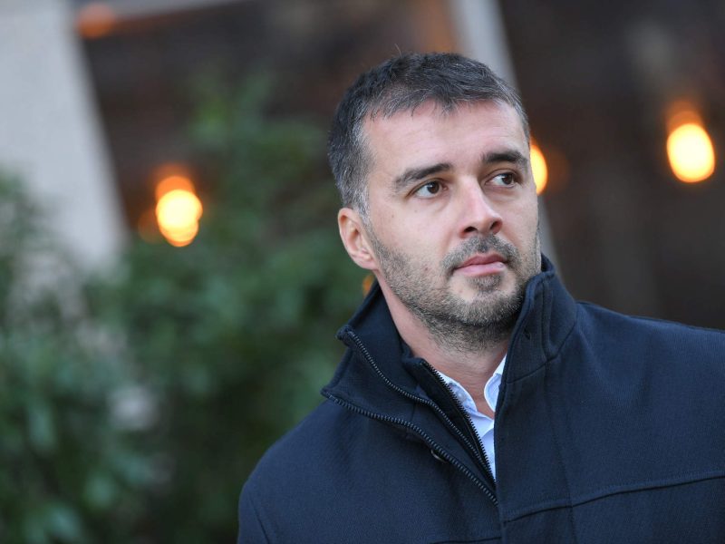 INTERVJU; SAVO MANOJLOVIĆ: Evropski koncept u kome su za usluge podržavali male, korumpirale lokalne diktatore poput Vučića, Tačija, Mila…je propao! Režim je pao na Rio Tintu, narod je pokazao snagu!