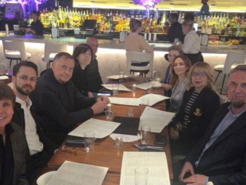 DODIK STIGAO U ČIKAGO: Primiće nagradu za liderstvo i odbranu demokratije na Univerzitetu Džadson!