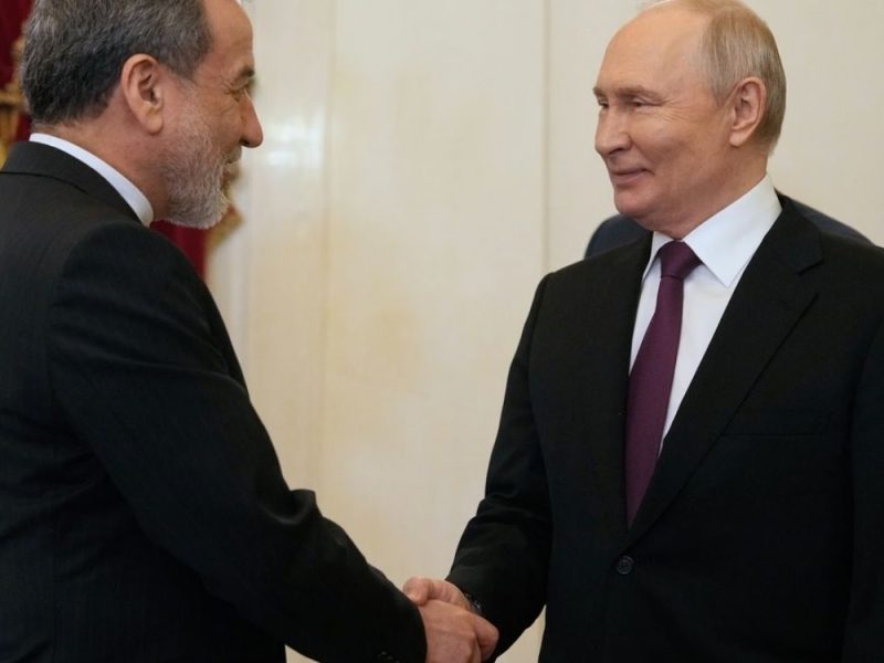 PUTIN SE SASTAO SA IRANSKIM MINISTROM: Učinićemo sve što je u interesu Teherana, mir mora zavladati regionom! (VIDEO)