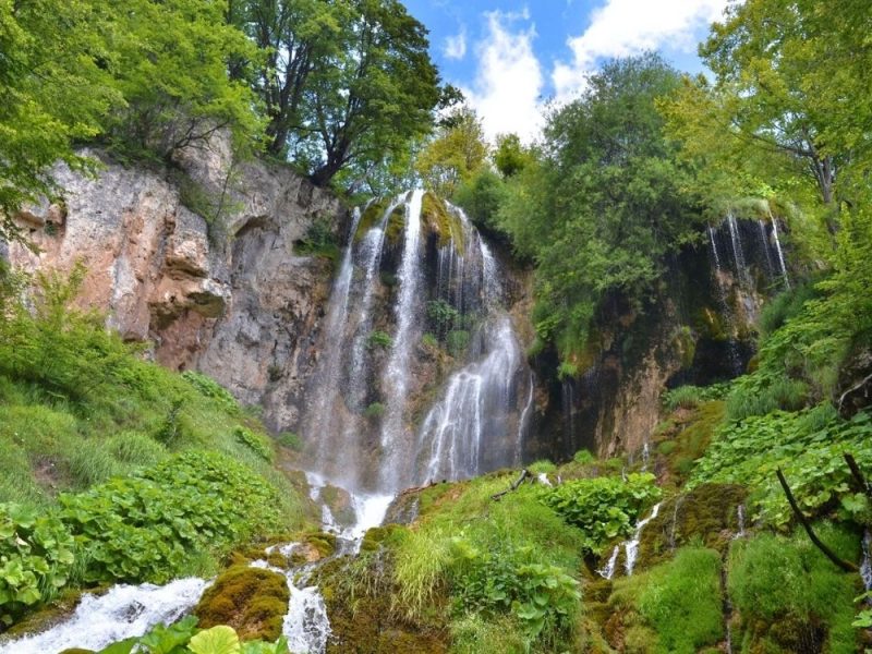 GDE ZA USKRŠNJE PRAZNIKE: Kako da za male pare organizujete mini odmor u Srbiji, od slapova Sopotnice do moćnog Dunava! (FOTO)