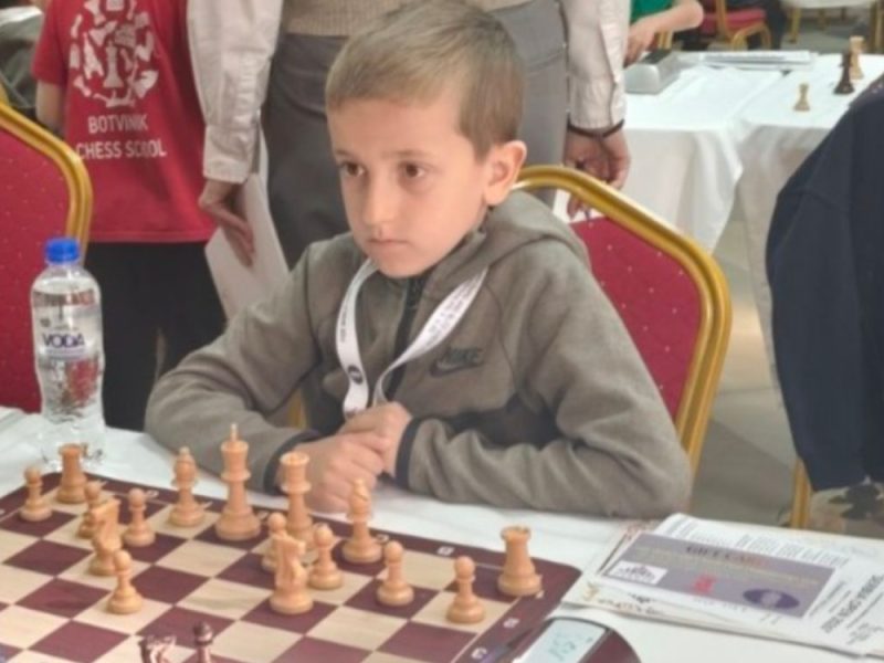 SRBIJA IMA RAZLOG ZA PONOS: Mali Boris osvojio bronzu na Svetskom prvenstvu u šahu! (VIDEO)