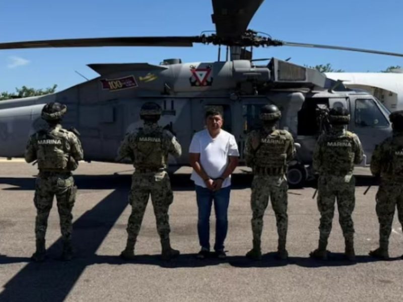 UHAPŠEN VOĐA MOĆNOG MEKSIČKOG NARKO KARTELA: Pao „El Žardinero“ koga je jurila cela Amerika, specijalci mu upali u skrovište u zoru! (VIDEO)
