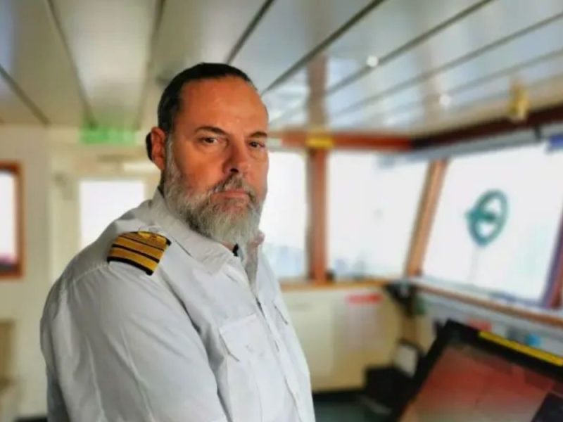 „RAKETE SU LETELE IZNAD NAS, BILI SMO TAČNO IZMEĐU“: Srpski kapetan prošao kroz Ormuski moreuz usred rata i blokade Irana!