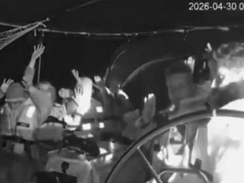IZRAELCI ZAUSTAVILI BRODOVE SA HUMANITARNOM POMOĆI ZA GAZU: Aktiviste ostavili na milost i nemilost oluji na oštećenim plovilima! (VIDEO)