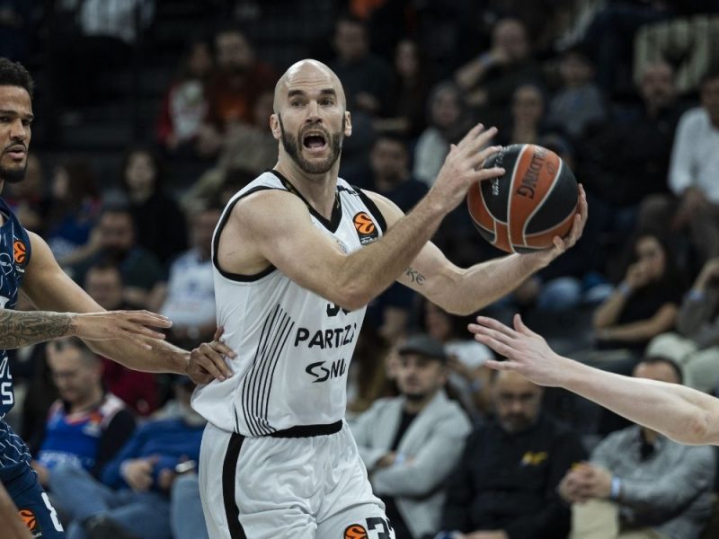 PARTIZAN PAO U DRAMI PRODUŽETAKA: Efes prekinuo seriju crno-belih u najtužnijem danu za klub! (VIDEO)