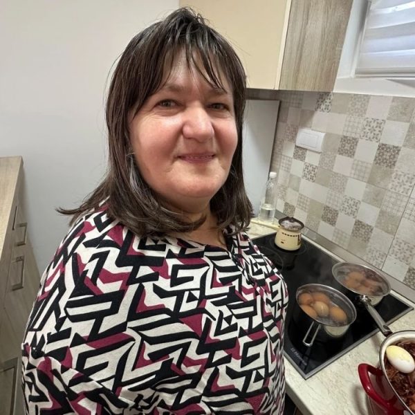 „DOK SAM SE SPREMALA ZA POROĐAJ, JAVILI SU NAM DA ĆE GAĐATI BOLNICU“: Dušica iz Čačka podelila bolnu priču o Vaskrsu za vreme bombardovanja!