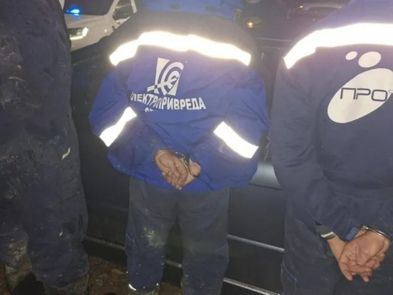 UHAPŠENI RAZBOJNICI U KOLUBARI: Krali kablove vredne 7 miliona dinara, a šteta po rad basena mnogostruko veća!