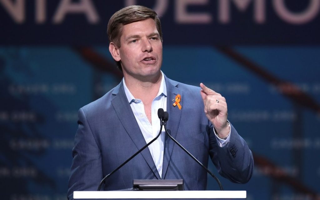 SKANDAL TRESE KALIFORNIJU: Kongresmen koji je favorit za gevernera optužen je silovao saradnicu, on odgovara tužbama!