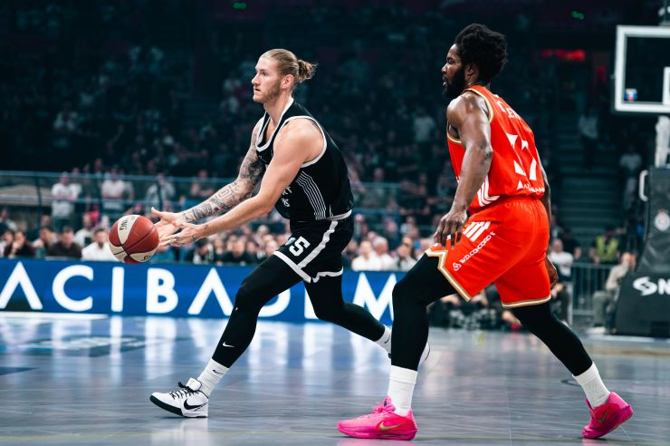 PARTIZAN UNIŠTAVA SEZONU ZVEZDI: Crno-beli umalo prokockali veliku prednost, povređena dva ključna igrača crveno-belih!