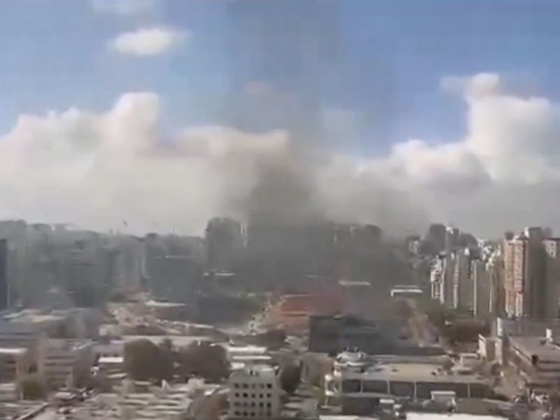 RAZMENA VATRE NA BLISKOM ISTOKU: Izrael izveo niz noćnih udara na Teheran, Iran i Huti uzvratili salvom projektila, povređeno 14 ljudi u Tel Avivu! (VIDEO)