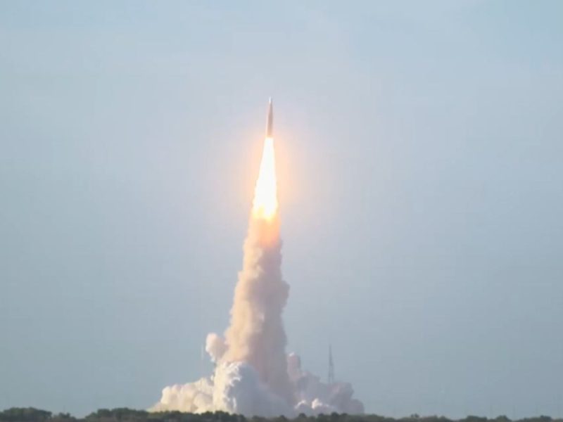 NASA LANSIRALA MISIJU ARTEMIS II: Prvi let sa posadom krenuo ka Mesecu posle više od 50 godina! (VIDEO)