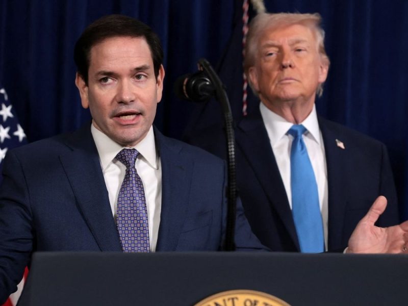 KASTROV UNUK POKUŠAO DA ZAOBIĐE RUBIJA: Poslao poruku direktno Trampu, glasnik zaustavljen na aerodromu u Majamiju!