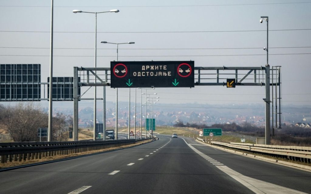 „PORAST BROJA INCIDENATA SA VOŽNJOM U SUPROTNOM SMERU“: MUP Srbije apelovao na oprez u saobraćaju!