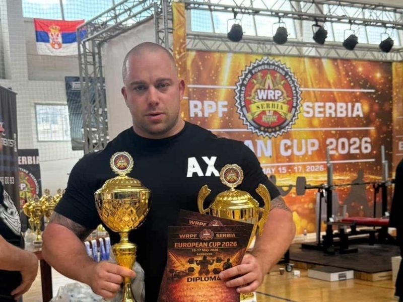 NEMA MU RAVNOG NA BALKANU: Miloš Vukićević izdominirao na Evropskom kupu u pauerliftingu, podigao nestvarnih 280 kilograma!