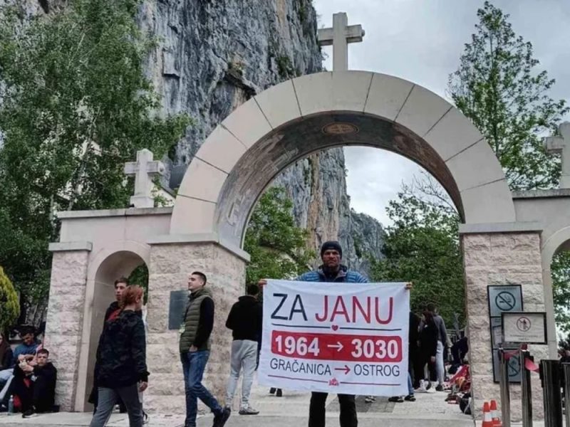 „KAD ZNAŠ ZA KOGA HODAŠ NEMA ODUSTAJANJA“: Ivan nakon šest dana i 300 km stigao pod Ostrog, sve za malenu Janu!