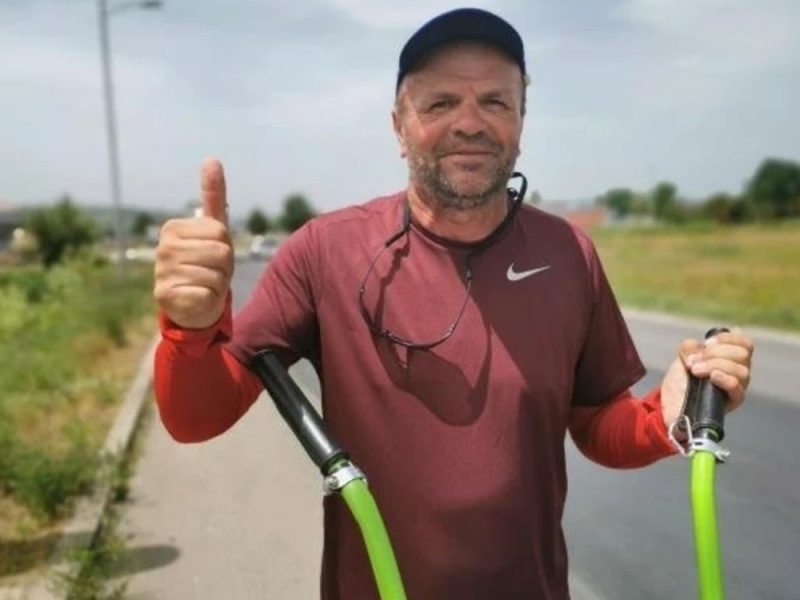PRVI SRBIN KOJI JE PREPEŠAČIO BAJKALSKO JEZERO IMA NOVU MISIJU: Ivan kreće na humano hodočašće dugo 300 kilometara za pomoć malenoj Jani! (FOTO)