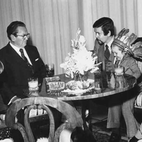 TITOV MLAĐI SIN PROSLAVIO 85.ROĐENDAN: Detinjstvo proveo u ilegali, pa postao diplomata od karijere