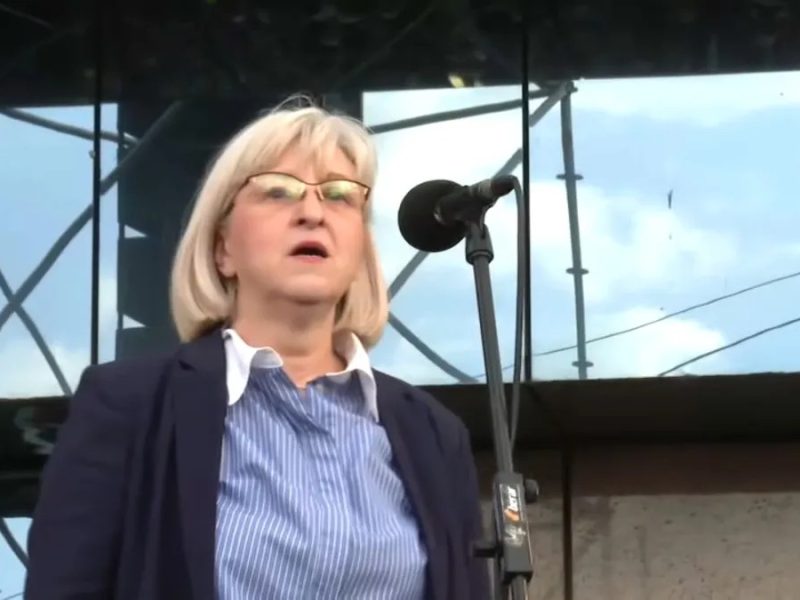 REKTORKA NIKOLIĆ: Vlast se najviše plaši uzdignutog studentskog indeksa na kraju pozorišne predstave! (VIDEO)