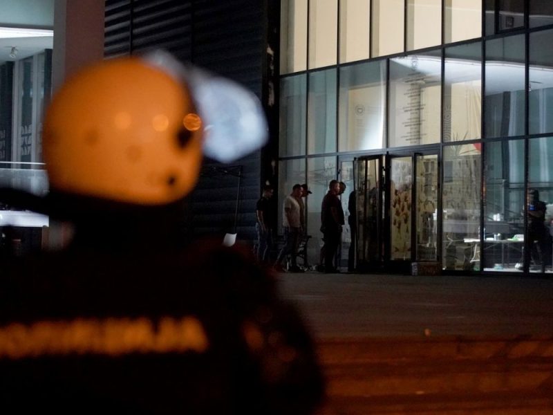 „NAPADI NA STUDENTE I PROFESORE SVE UČESTALIJI“: Dekani pet fakulteta Univerziteta u Novom Sadu pozvali vlasti da hitno reaguju!