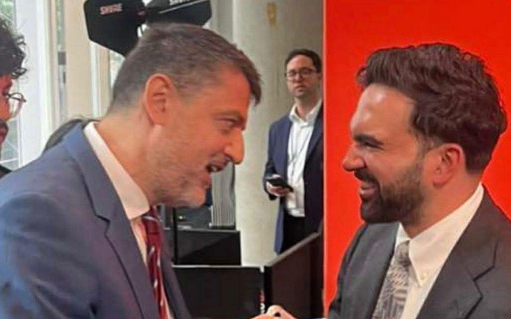 DOGOVOR KOJI BUDI PONOS SVAKOG SRBINA: Gradonačelnik Njujorka dao reč konzulu Božoviću da će Nikola Tesla dobiti spomenik! (FOTO)