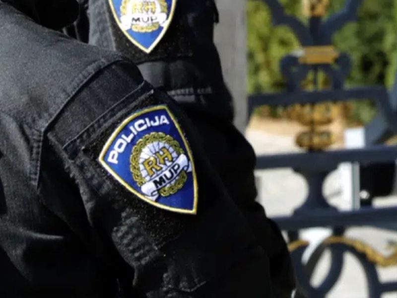 SRAMNO HAPŠENJE ZBOG NAVODNOG RATNOG ZLOČINA: Srbin (72) obnavljao kuću u rodnom selu, Hrvati ga priveli na granici!