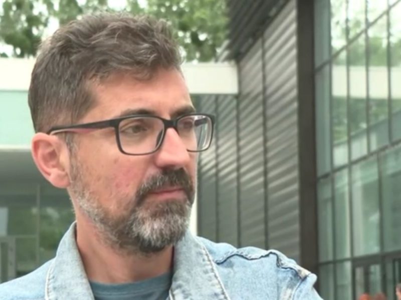 SENAT GA KAZNIO ZBOG UČEŠĆA NA PROTESTIMA: Profesor Vladimir posle 24 godine rada ostaje bez posla na Filozofskom fakultetu!