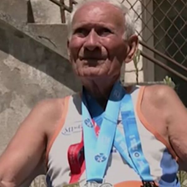 MARATONAC I U DEVETOJ DECENIJI: Doktor Vladimir pretrčao 141 maraton, a sada ide u Sidnej po novu medalju!