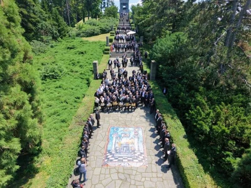 VELIKI MASONSKI SKUP U BEOGRADU: Slobodni zidari potpisali „deklaraciju mira“ i otvorili spomenik u prestonici!