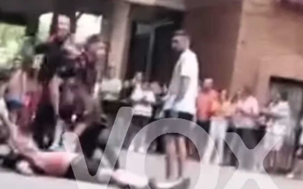 SRBIN BRUTALNO UBIJEN U BARSELONI: Napadač mu ispalio više hitaca u leđa, komšije pokušale da ga spasu! (UZNEMIRUJUĆI VIDEO)
