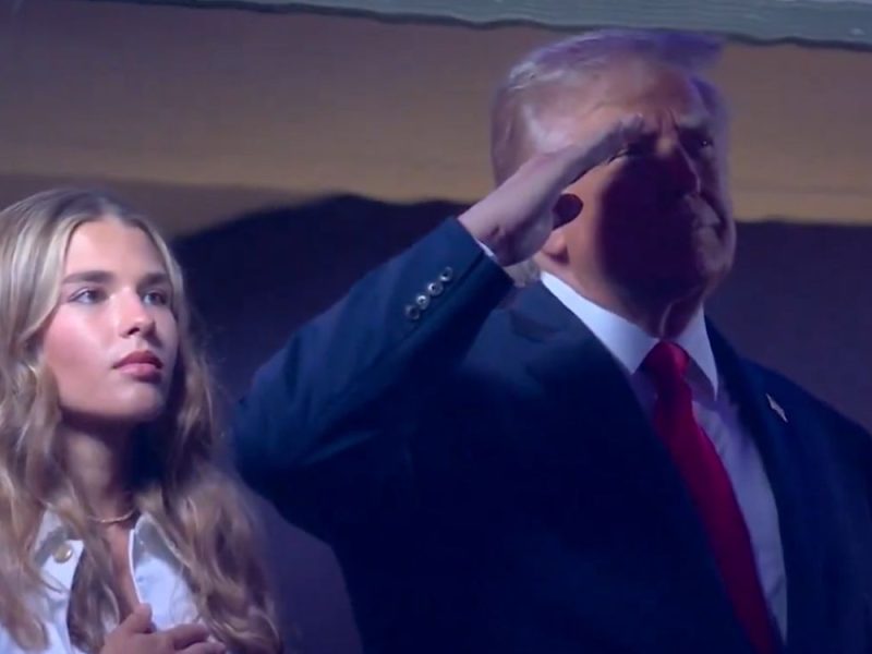 DONALD TRAMP DOŠAO DA GLEDA NBA FINALE: Publika izviždala američkog predsednika u Njujorku! (VIDEO)