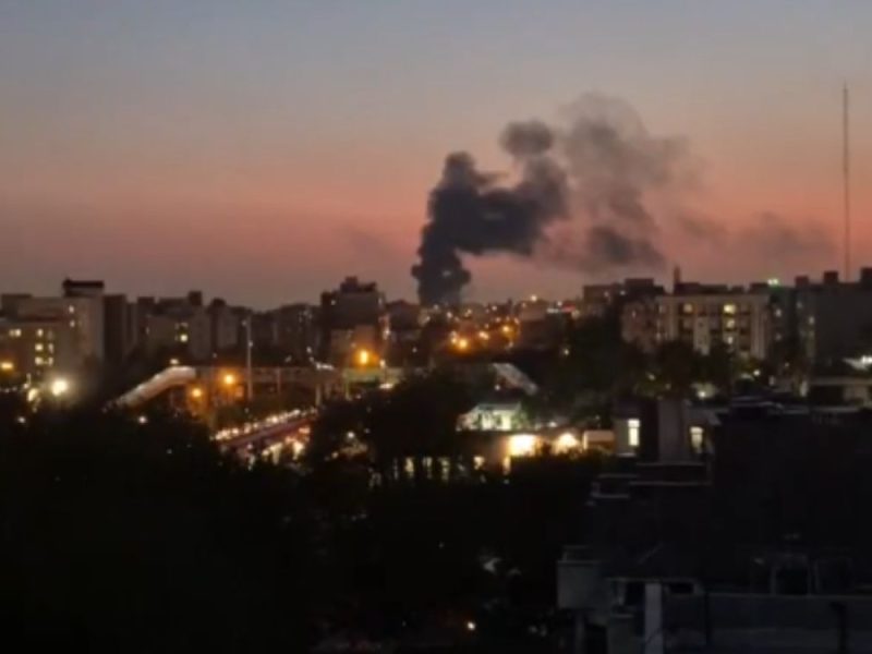 AMERIKA POKRENULA NOVU RUNDU NAPADA NA IRAN: Teheran uzvratio udarima na tri zalivske zemlje! (VIDEO)