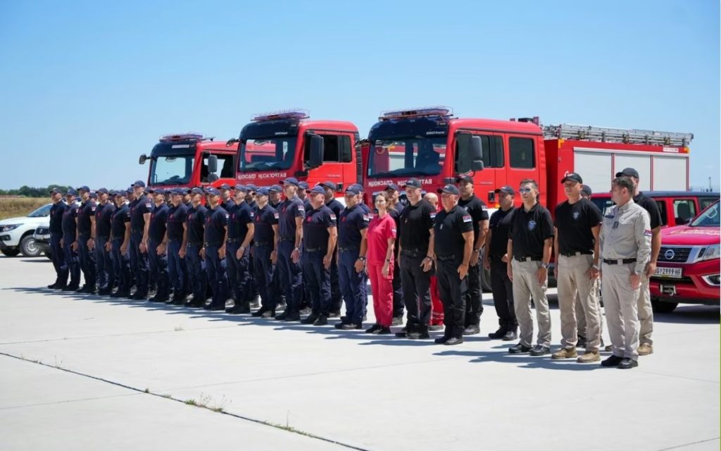 SRPSKI HEROJI POLETELI KA ŠPANIJI: Helikopter i 40 vatrogasaca poslati da pomognu u gašenju katastrofalnih požara!