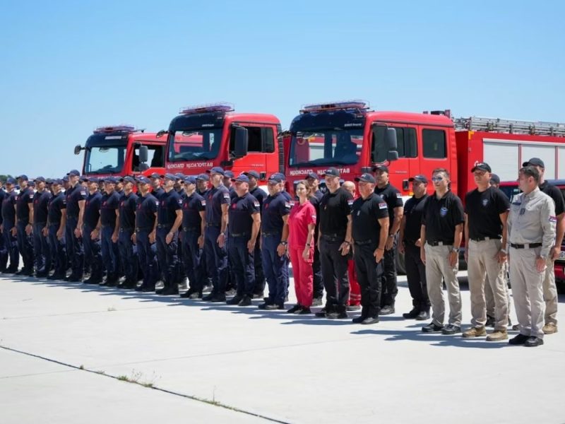 SRPSKI HEROJI POLETELI KA ŠPANIJI: Helikopter sa 40 vatrogasaca poslat da pomogne u gašenju katastrofalnih požara!