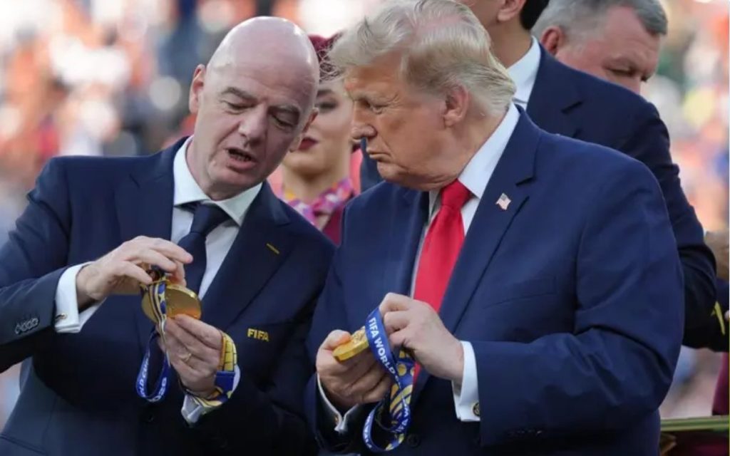 „FUDBAL NIJE IMOVINA KOJOM SE TRGUJE“: Infantino hoće da proda Mundijal privatnicima za 20 milijardi dolara, UEFA oštro reagovala!