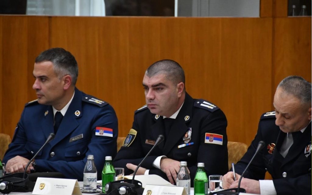 PAO KRIČKOV BLISKI SARADNIK: Pripadnik obezbeđenja šefa SBPOK uhapšen zbog sumnje da je iznudio 10.000 evra!