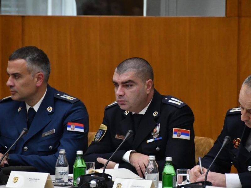PAO KRIČKOV BLISKI SARADNIK: Pripadnik obezbeđenja šefa SBPOK uhapšen zbog sumnje da je iznudio 10.000 evra!