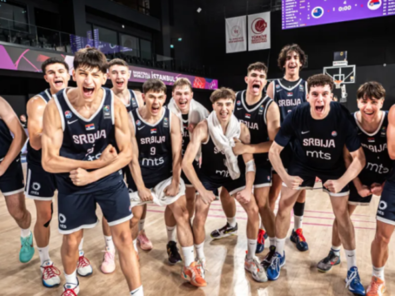 ORLIĆI, VI STE NAŠ PONOS: Srbija posle lavovske borbe sa Amerikancima pala u finalu, srebro sija zlatnim sjajem!