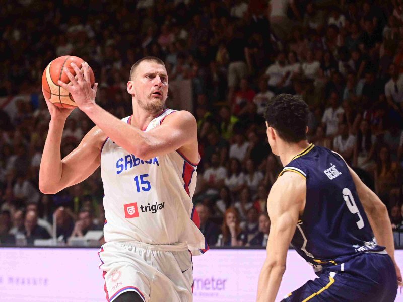 SRBIJA RAZBILA BOSNU U KOŠARCI: Jović u NBA ritmu, Jokić tripl-dabl, sevale asistencije i trojke!