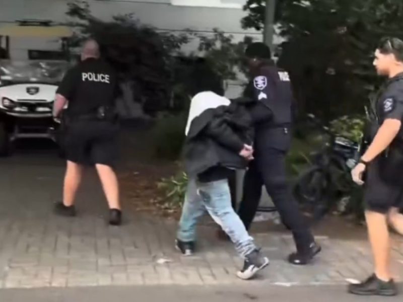 MASAKR NA FESTIVALU HRANE U SIJETLU: Troje ljudi ubijeno, četvoro povređeno, jedan osumnjučeni uhapšen, drugi u bekstvu! (VIDEO)